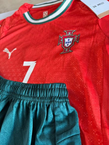 Conjunto Niños Portugal Cristiano Ronaldo 7