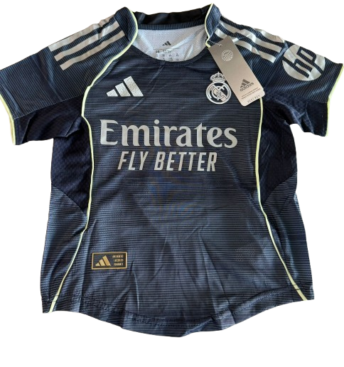 Conjunto Niños Real Madrid Alternativa 2025 Valverde 8