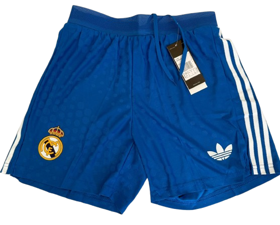Short Real Madrid 2025